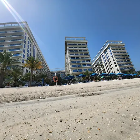 Marjan Island Beautiful Apartment Sea Side View Beach Luxury Rooms Ras Al Khaimah Uae Exterior foto